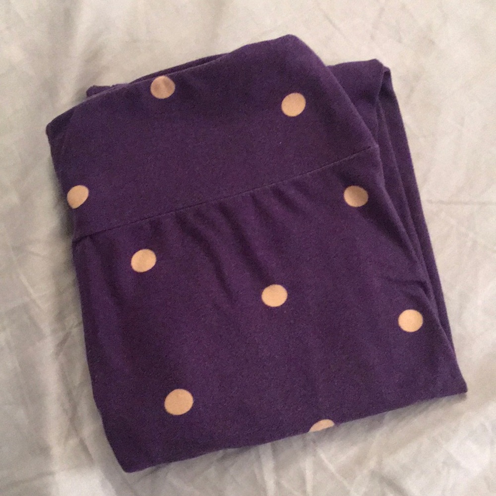 Purple polka dot leggings